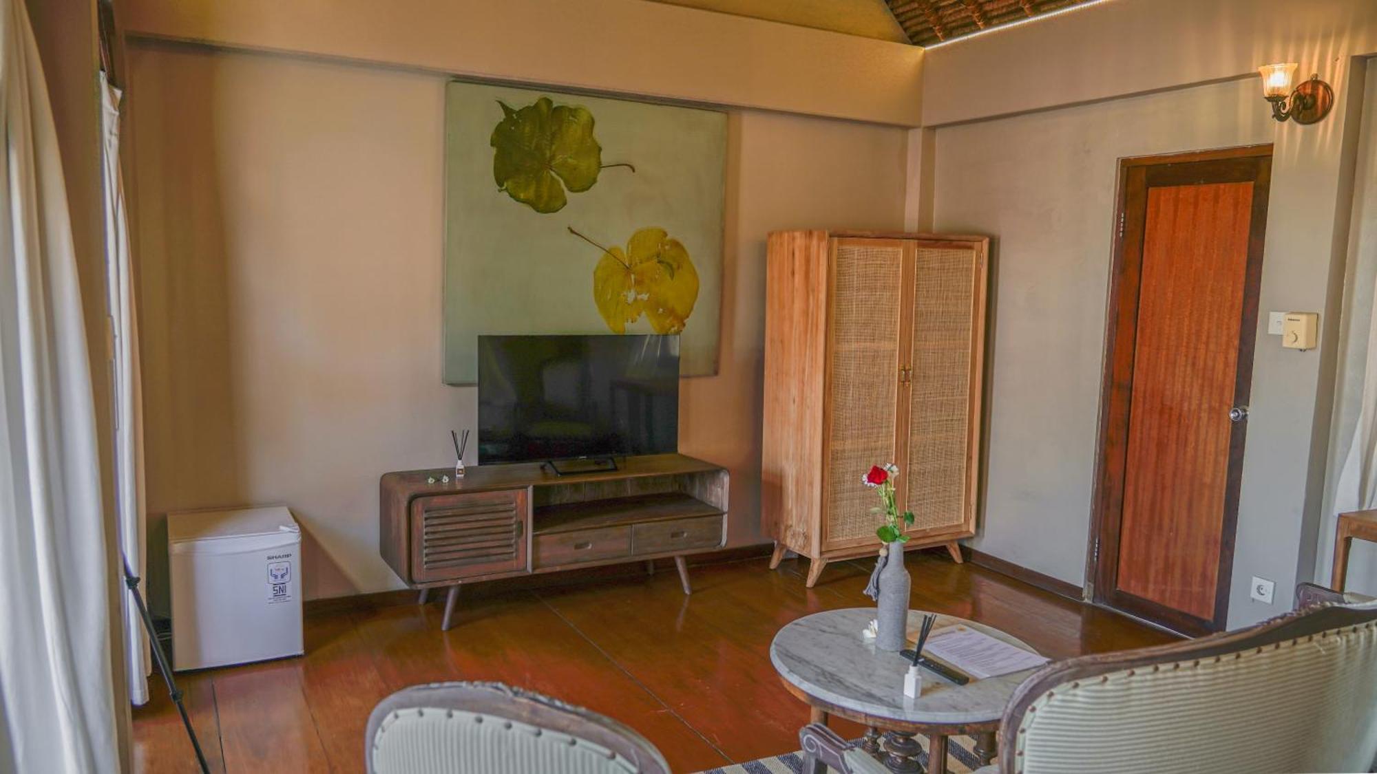 ホテル Lokasari Retreat ウブド 部屋 写真